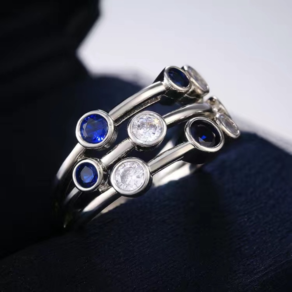 White & Blue Sapphire 9.25 Sterling Silver Ring Size 9